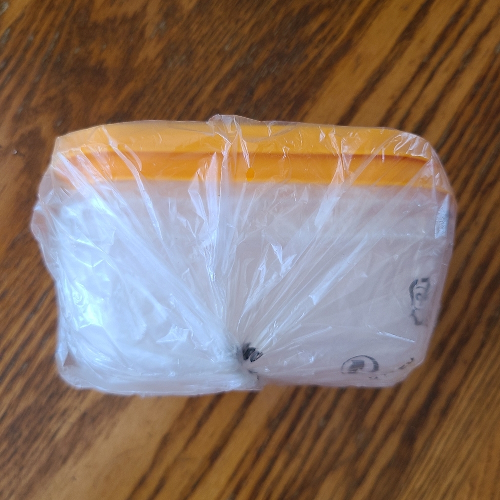 ❄️🧊 NWT‼️ Tupperware brand Freezer Mates Plus Small Shallows, Set of 2 - Picture 5 of 5